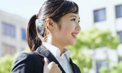 採用情報